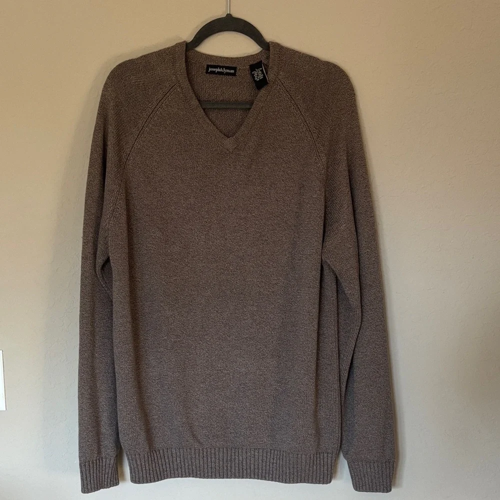 Joseph&Lyman Men's V-Neck Tan Sweater 100% Cotton pre-loved Excellent  Size L